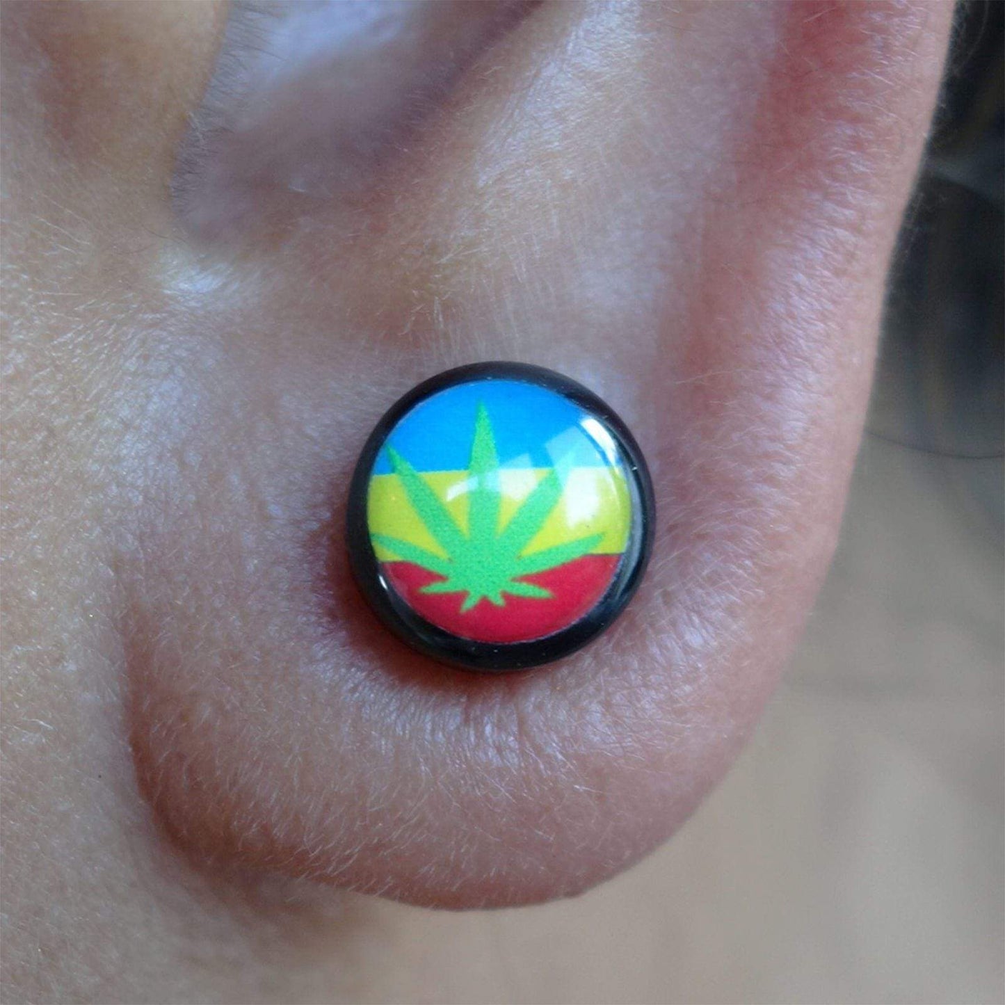 Pair of Rasta Studs Magnetic Earrings Mens Womens Kids Reggae Costume Jewellery
