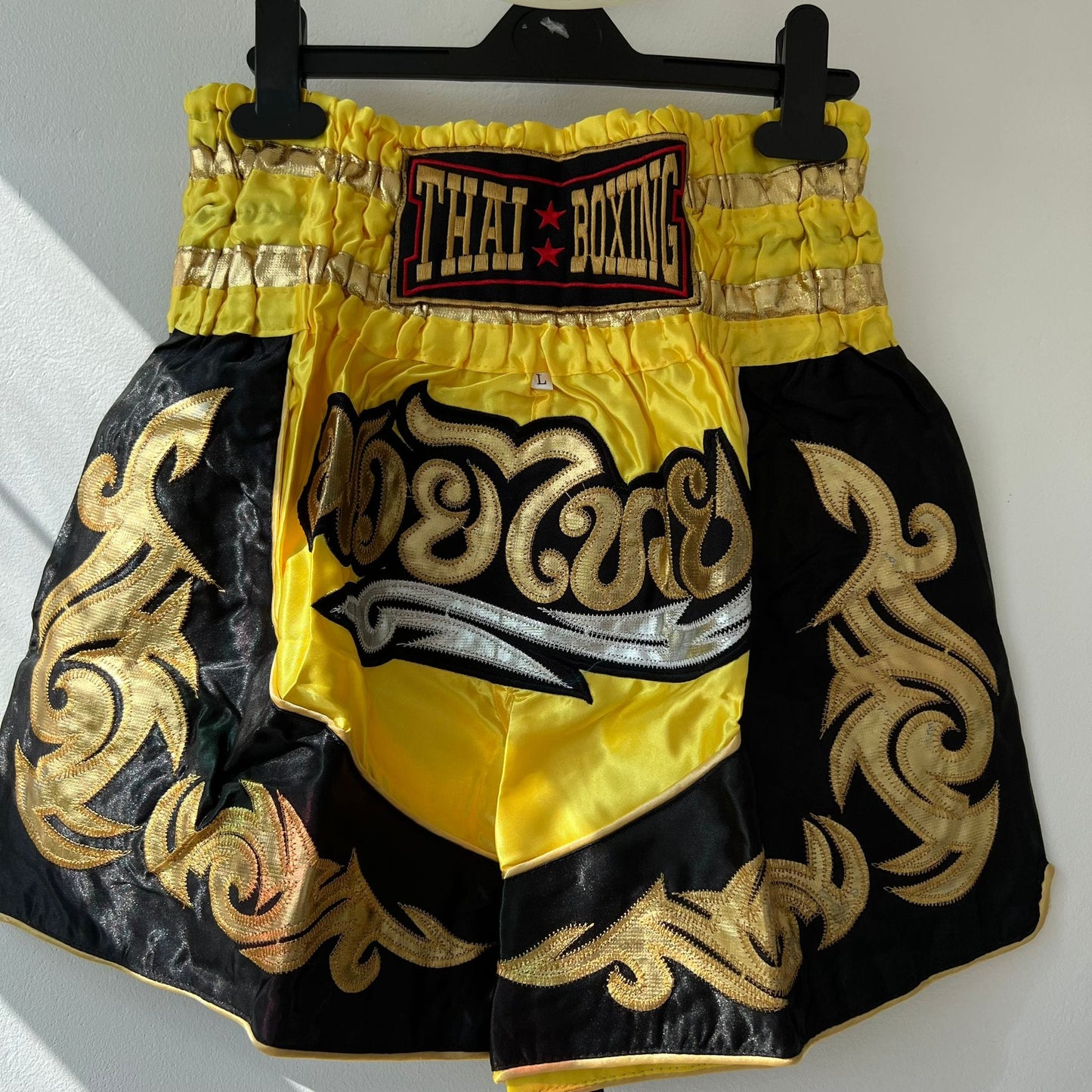 Muay Thai Boxing Shorts Size Medium Yellow Black Mens Ladies UFC MMA Kick Boxing