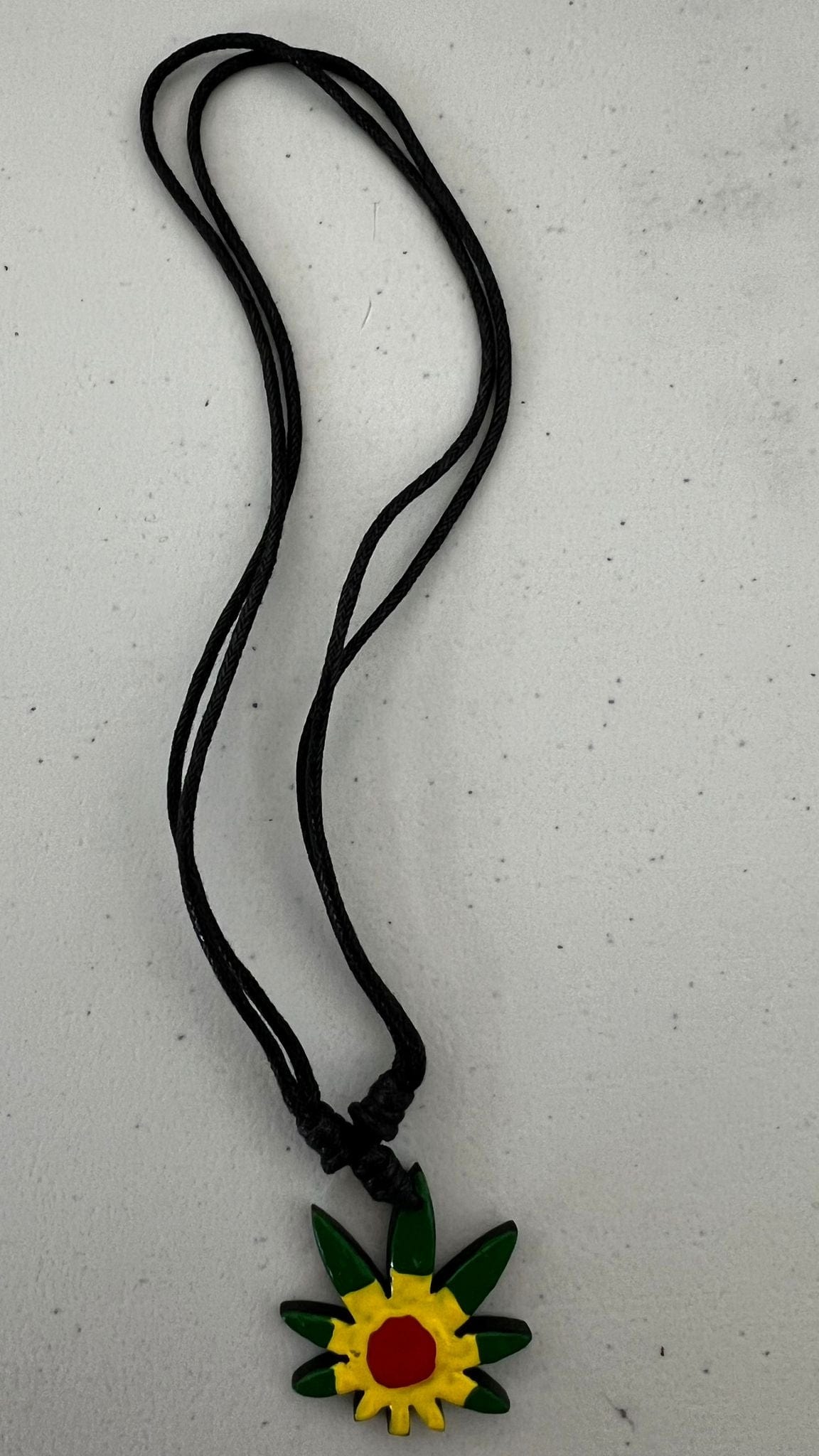 Rasta Marijuana Cannabis Leaf Pendant Necklace Cord Chain Mens Womens Jewellery