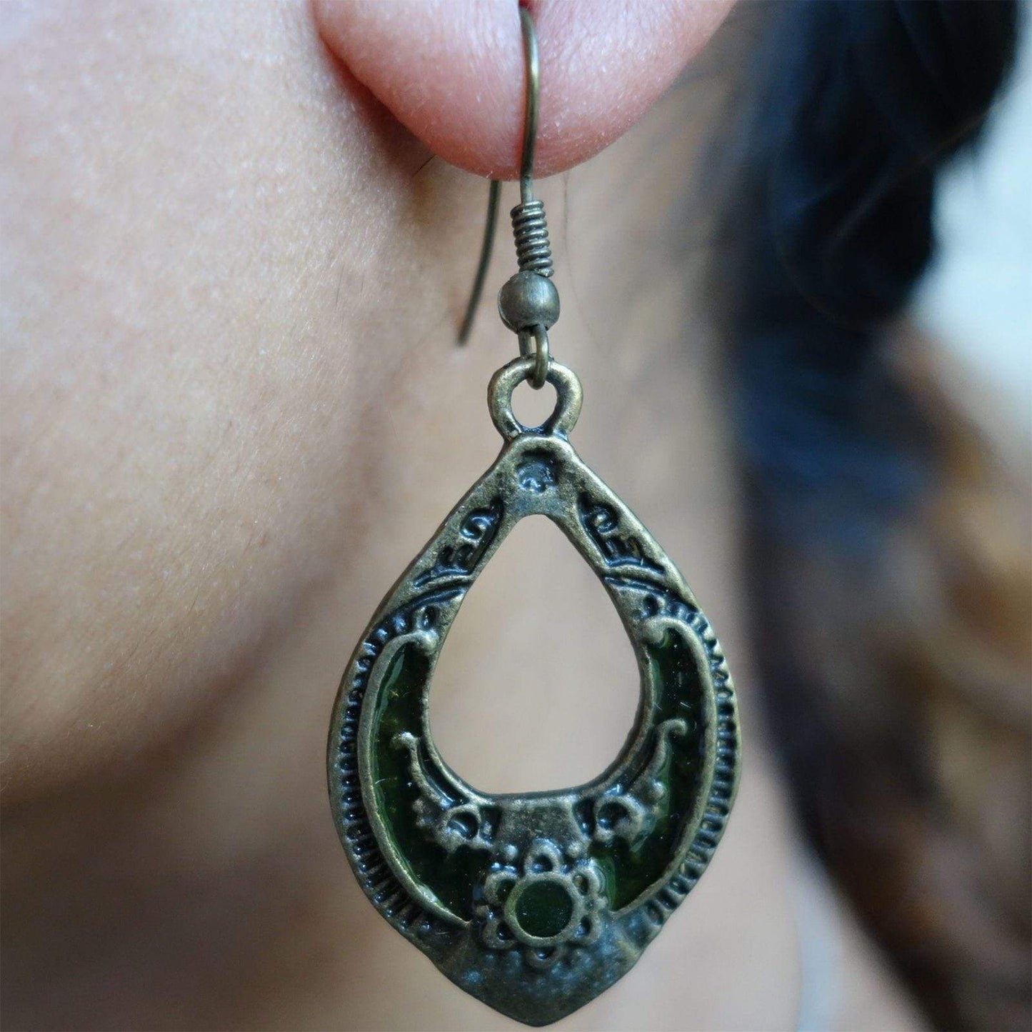 Pair Hook Dangle Drop Earrings Studs Green Bronze Womens Ladies Girls Jewellery