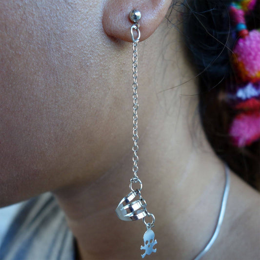 Pair of Silver Skull and Crossbones Earrings Wrap Cuff Clip Chain Pirate Studs