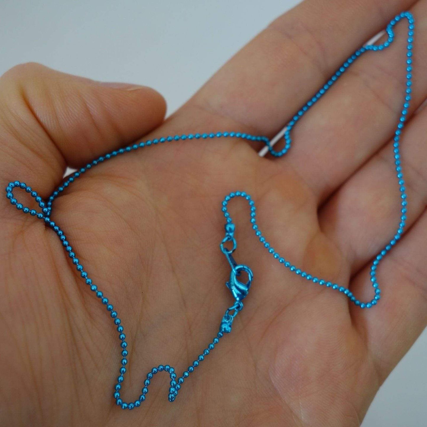 Thin Turquoise Blue Steel Chain Metal Necklace Mens Ladies Girls Boys Jewellery Thin Turquoise Blue Steel Chain Metal Necklace Mens Ladies Girls Boys Jewellery